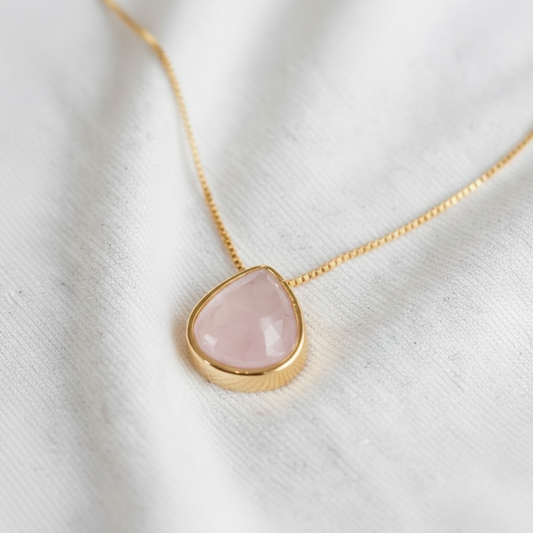 Colar Sônia em Quartzo Rosa | Ametís