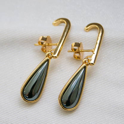 Brinco Ear Cuff Lívia em Hematita | Ametís